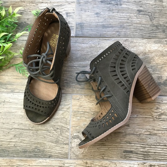 Canyon River Blues Shoes - Lace up suede-feel olive green, block chunky heel